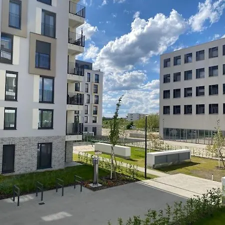 Am Flughafen, Glasfaser-internet, Waschmaschine Апартаменты *