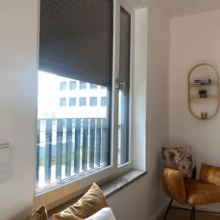 Am Flughafen, Glasfaser-internet, Waschmaschine