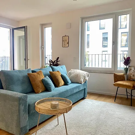 Am Flughafen, Glasfaser-internet, Waschmaschine Apartment Schoenefeld