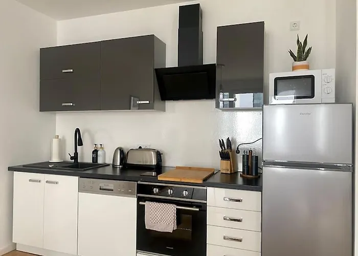 Am Flughafen, Glasfaser-internet, Waschmaschine 아파트